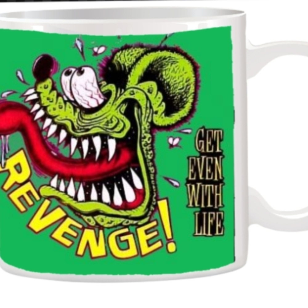 Reptile-Themed Mug with Green and Red Design